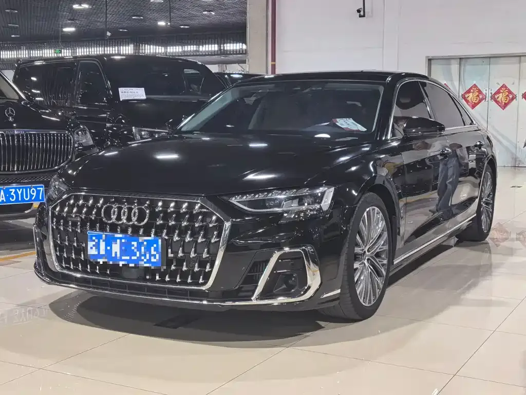 Audi A8 — фото 5