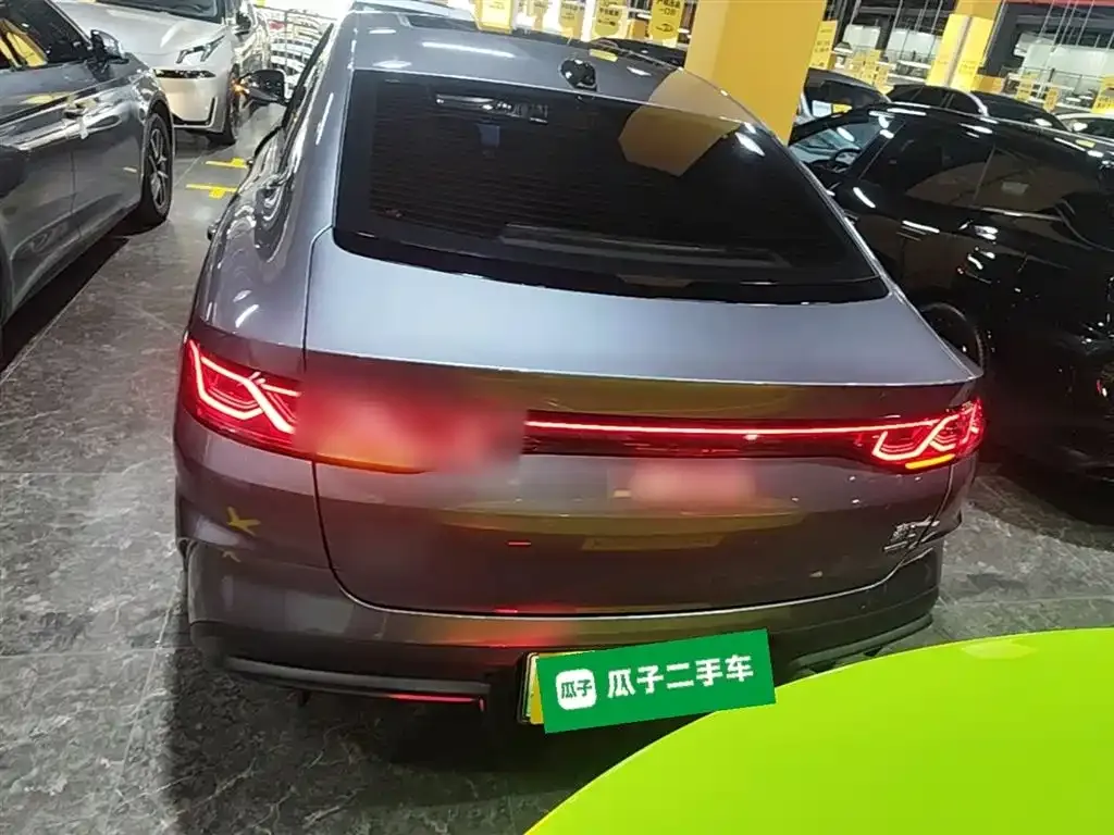 BYD Qin L — фото 10
