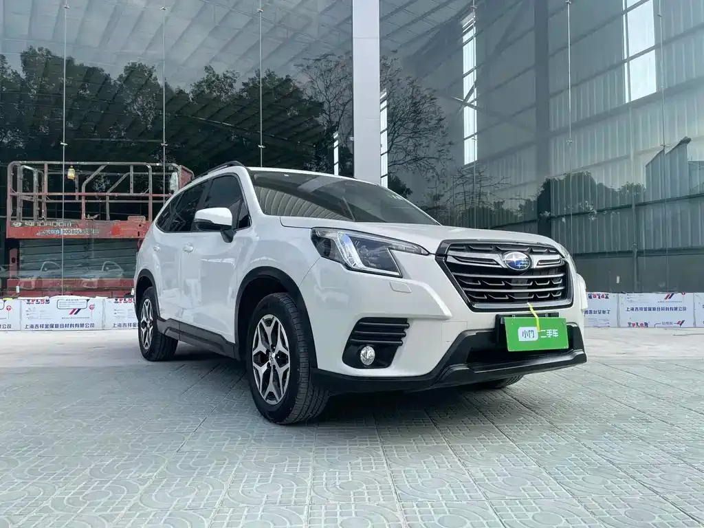 Subaru Forester — фото 5