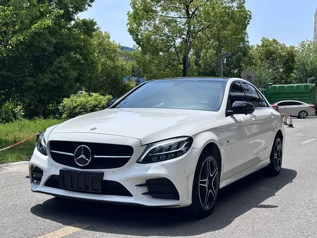Mercedes-Benz C-Class — фото 1