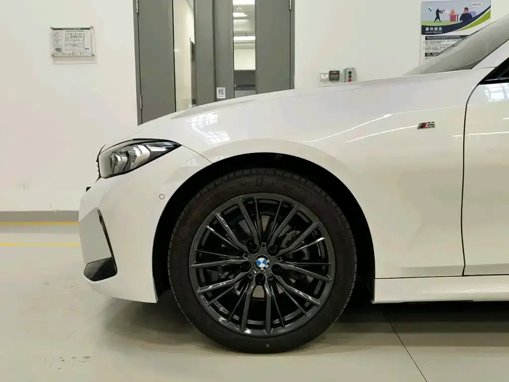 BMW 3 Series — фото 10