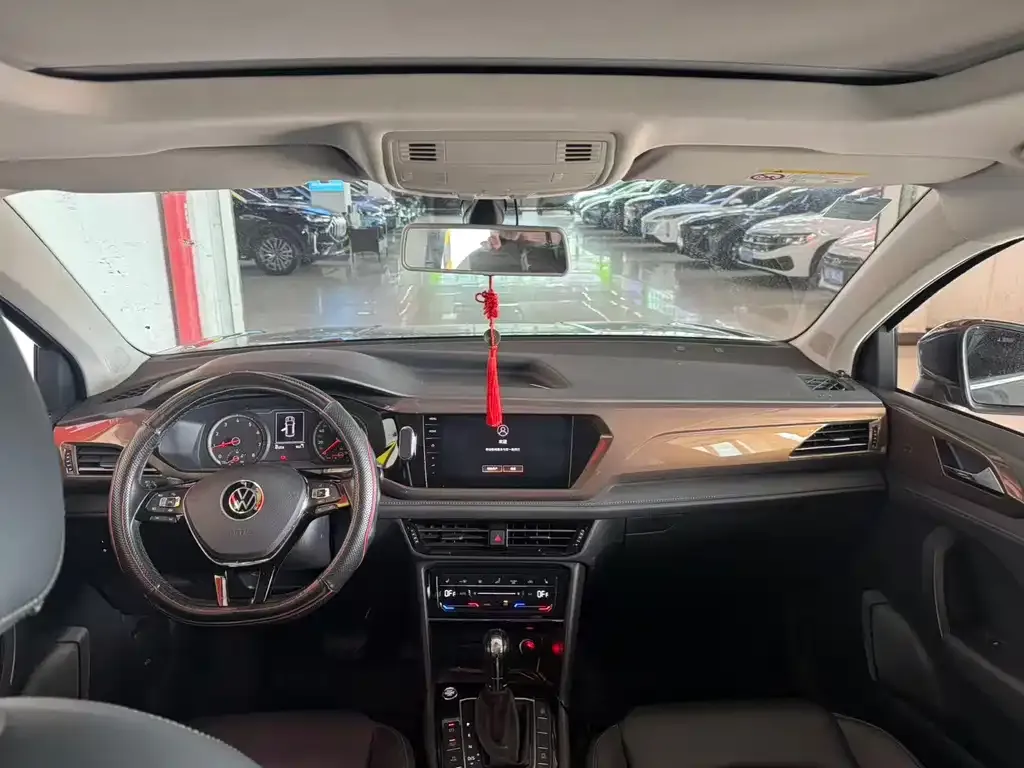 Volkswagen Tharu 2021 из CN, фото 8