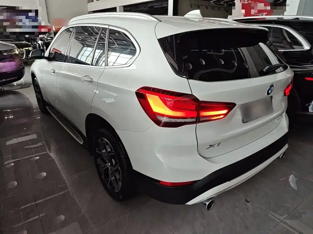 BMW X1 — фото 2