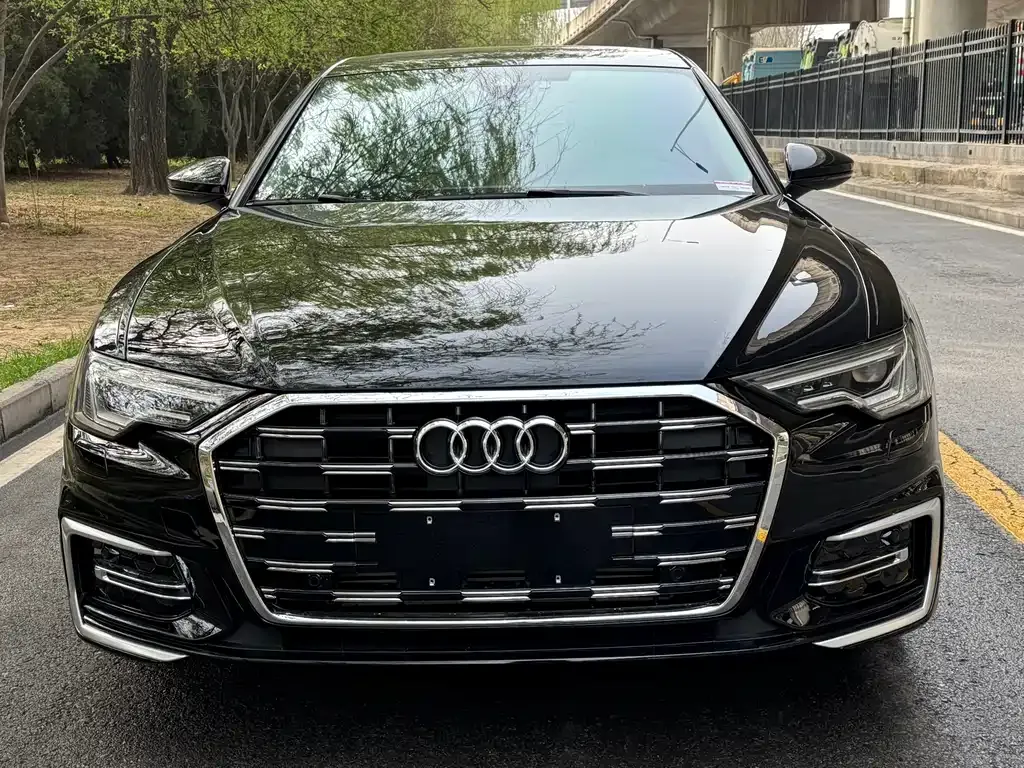 Audi A6L — фото 9