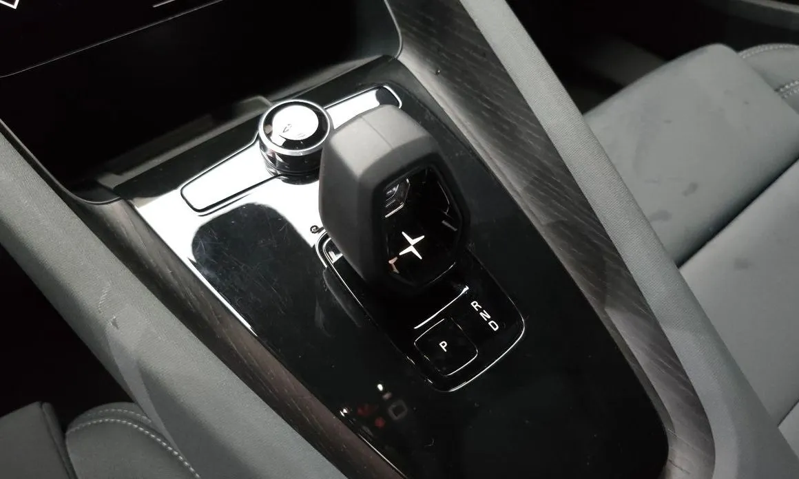 Polestar Polestar 2 2023 из KR, фото 4