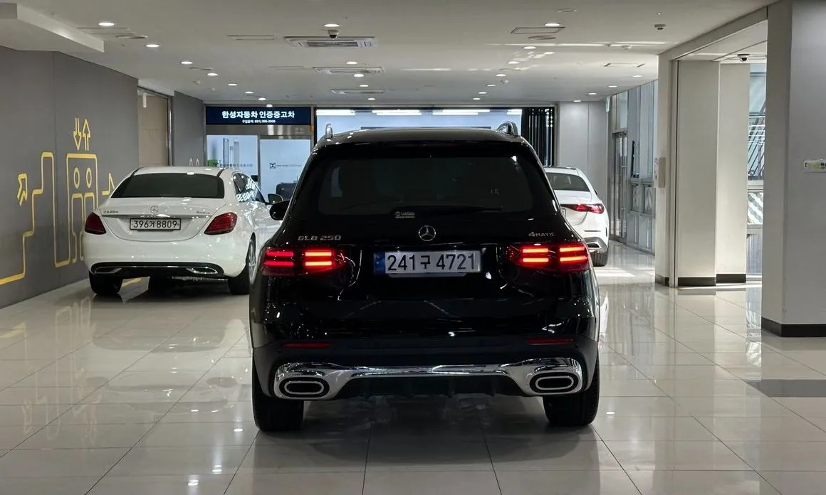 Mercedes-Benz GLB-Class — фото 2