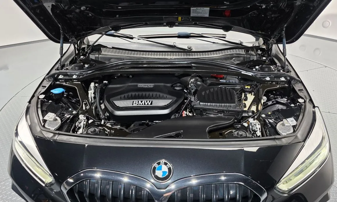 BMW 1-Series 2021 из KR, фото 10