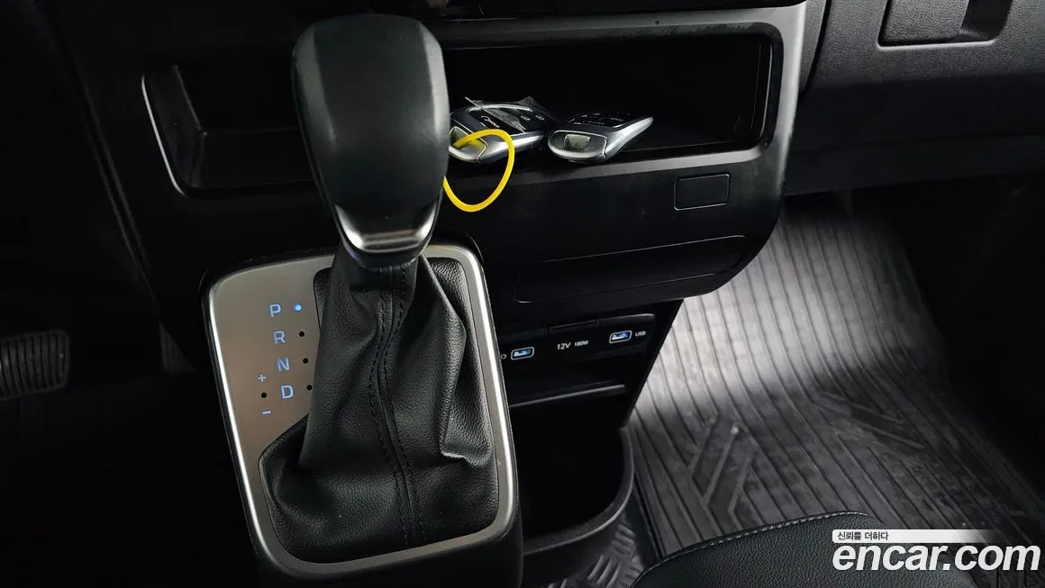 Hyundai Staria — фото 2