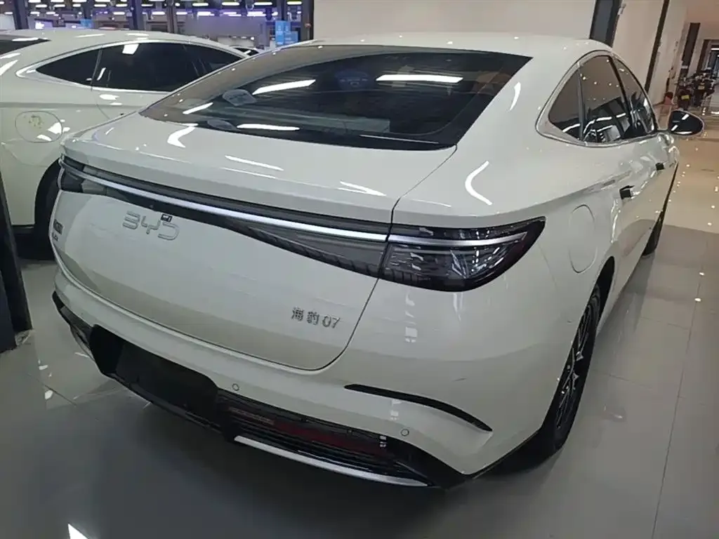 BYD Seal 07 DM-i 2025 из CN, фото 7
