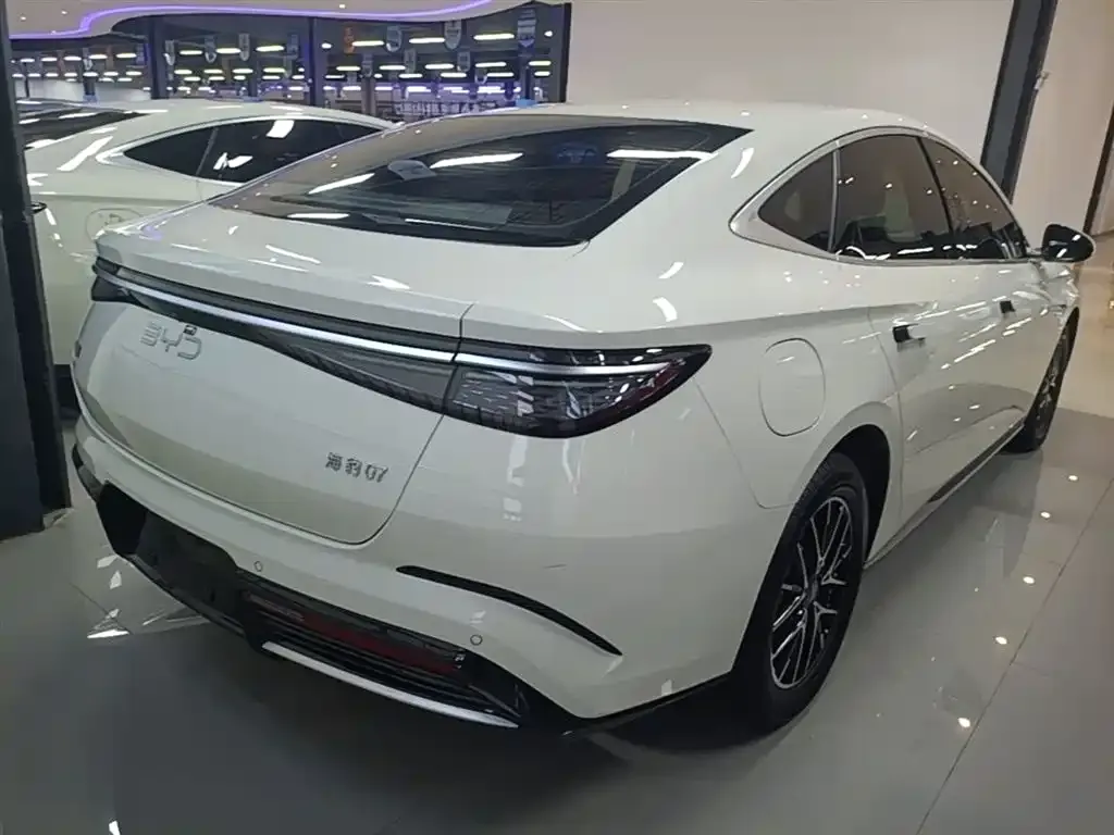 BYD Seal 07 DM-i 2025 из CN, фото 9