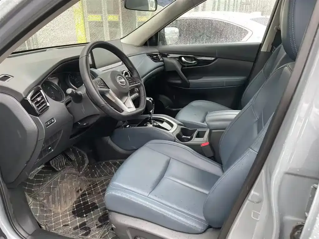 Nissan X-Trail — фото 9