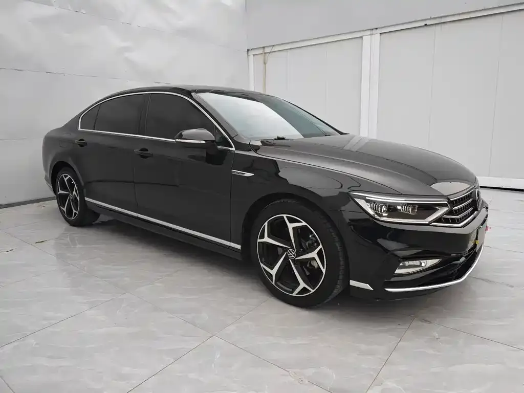 Volkswagen Magotan 2023 из CN, фото 7