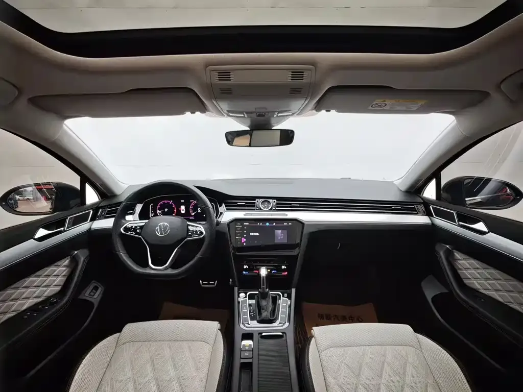 Volkswagen Magotan 2023 из CN, фото 8