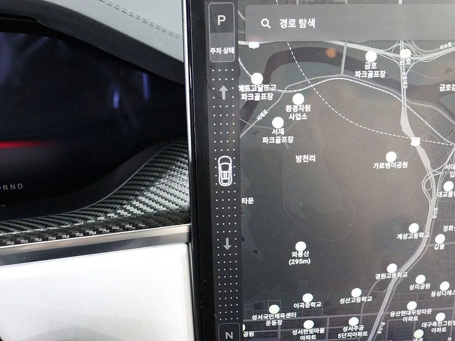 Tesla Model X 2023 из KR, фото 6