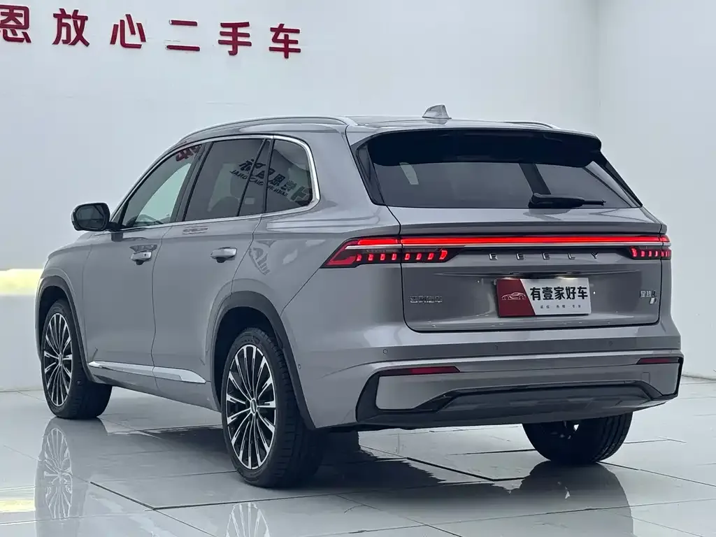 Geely Xingyue L — фото 8