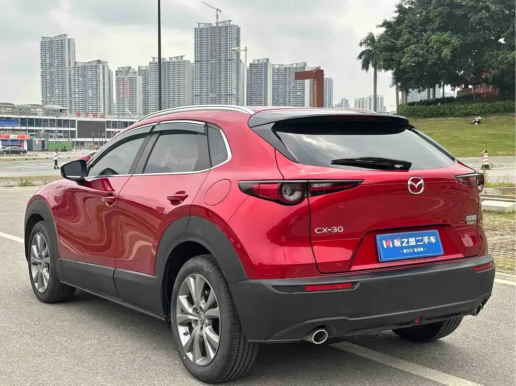 Mazda CX-30 2021 из CN, фото 8
