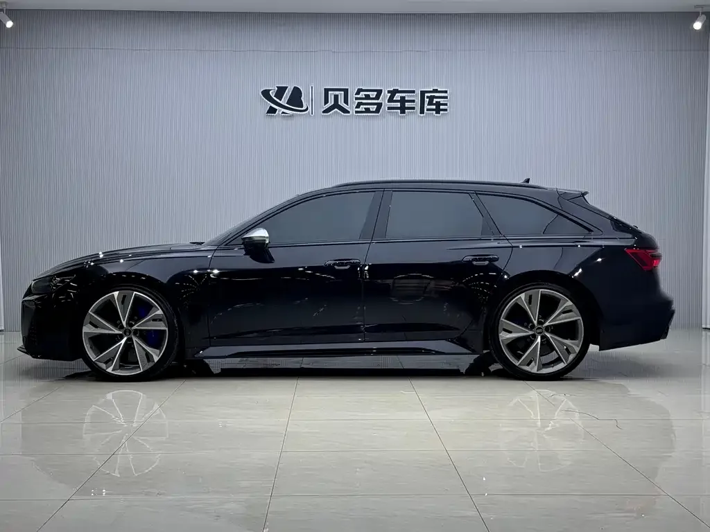 Audi RS 6 2023 из CN, фото 9