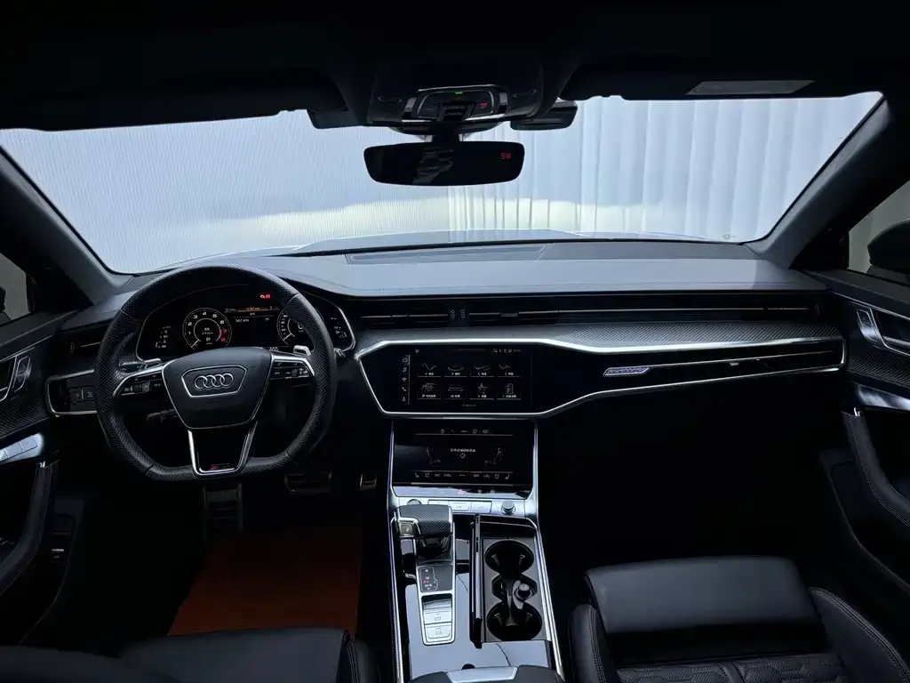 Audi RS 6 2023 из CN, фото 5