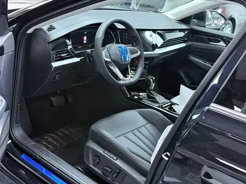 Volkswagen Passat — фото 4
