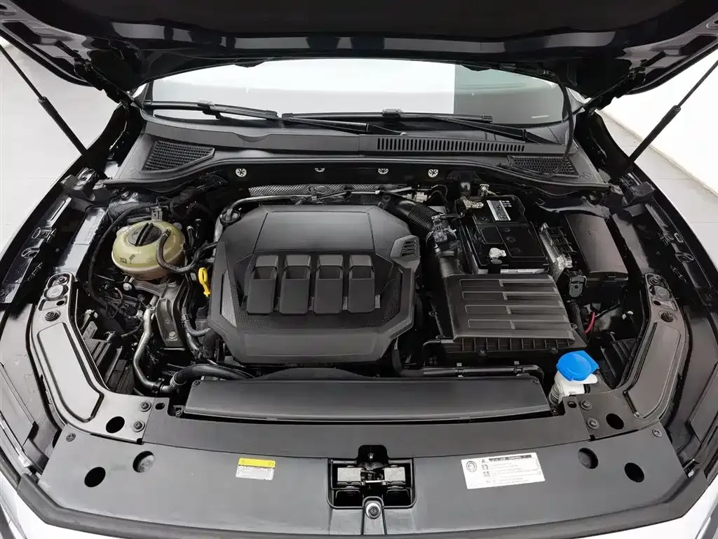 Volkswagen Passat — фото 6