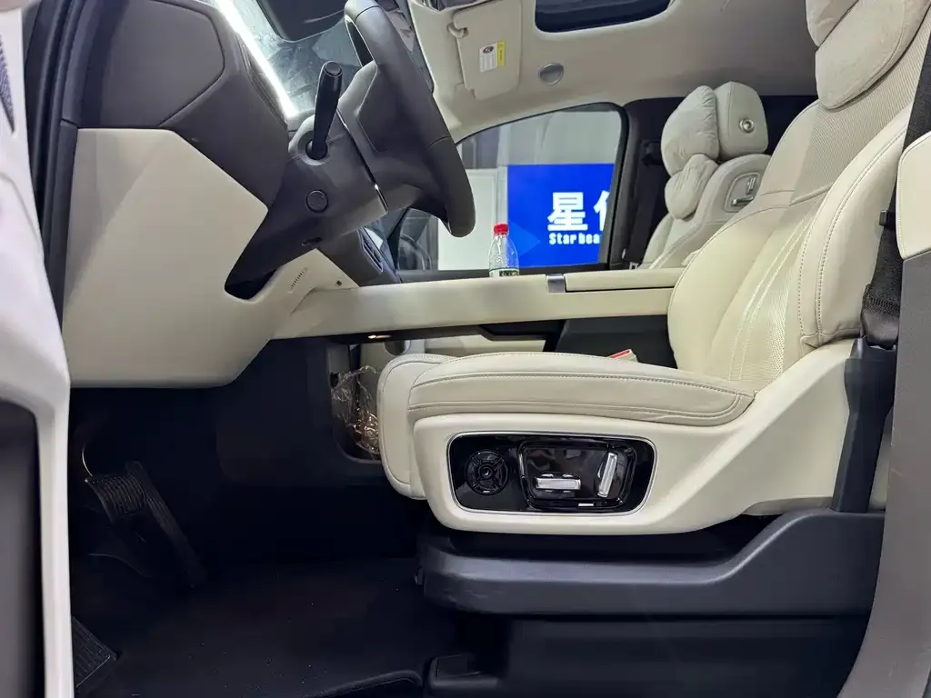 Li Auto MEGA 2024 из CN, фото 6