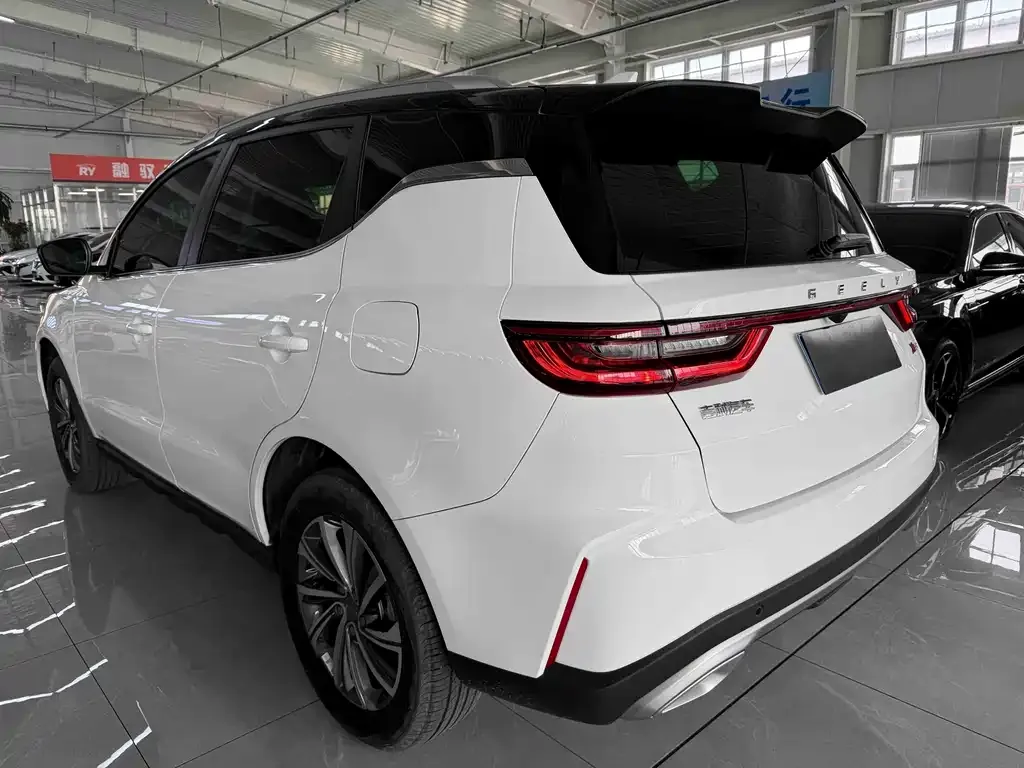 Geely Vision X6 — фото 10
