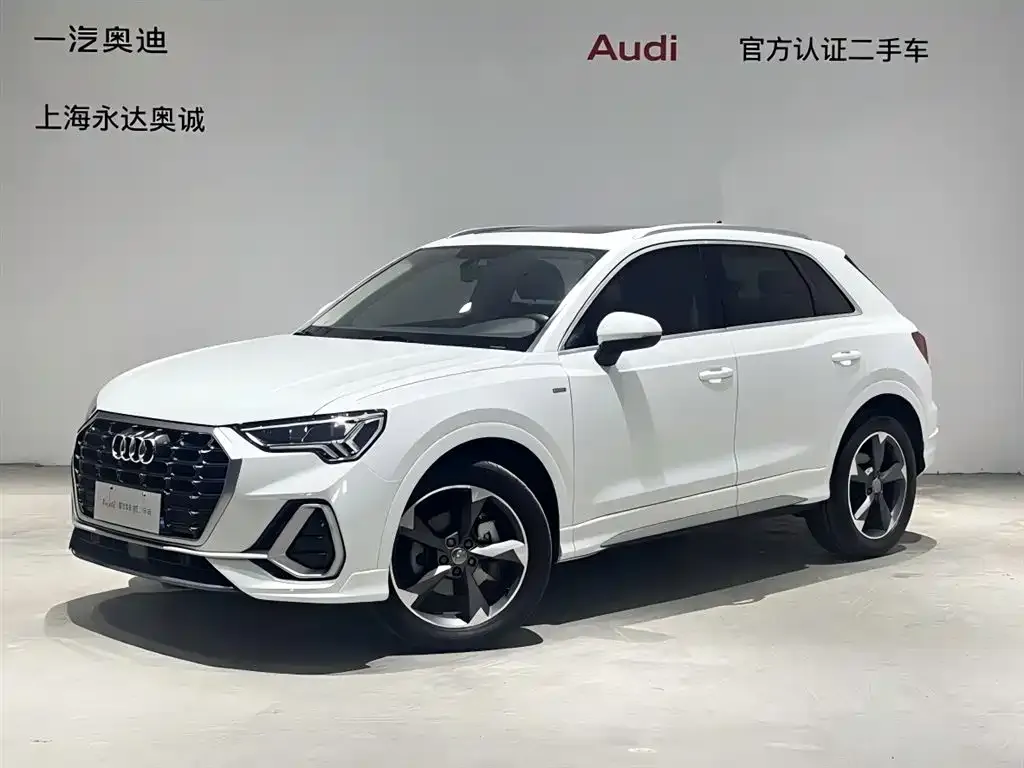 Audi Q3 — фото 1