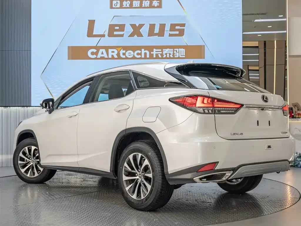 Lexus RX — фото 7