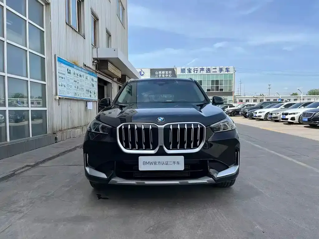 BMW X1 — фото 3