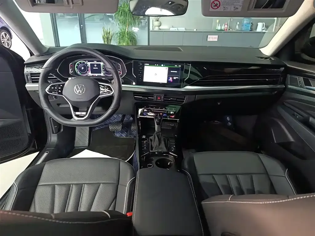 Volkswagen Passat — фото 10