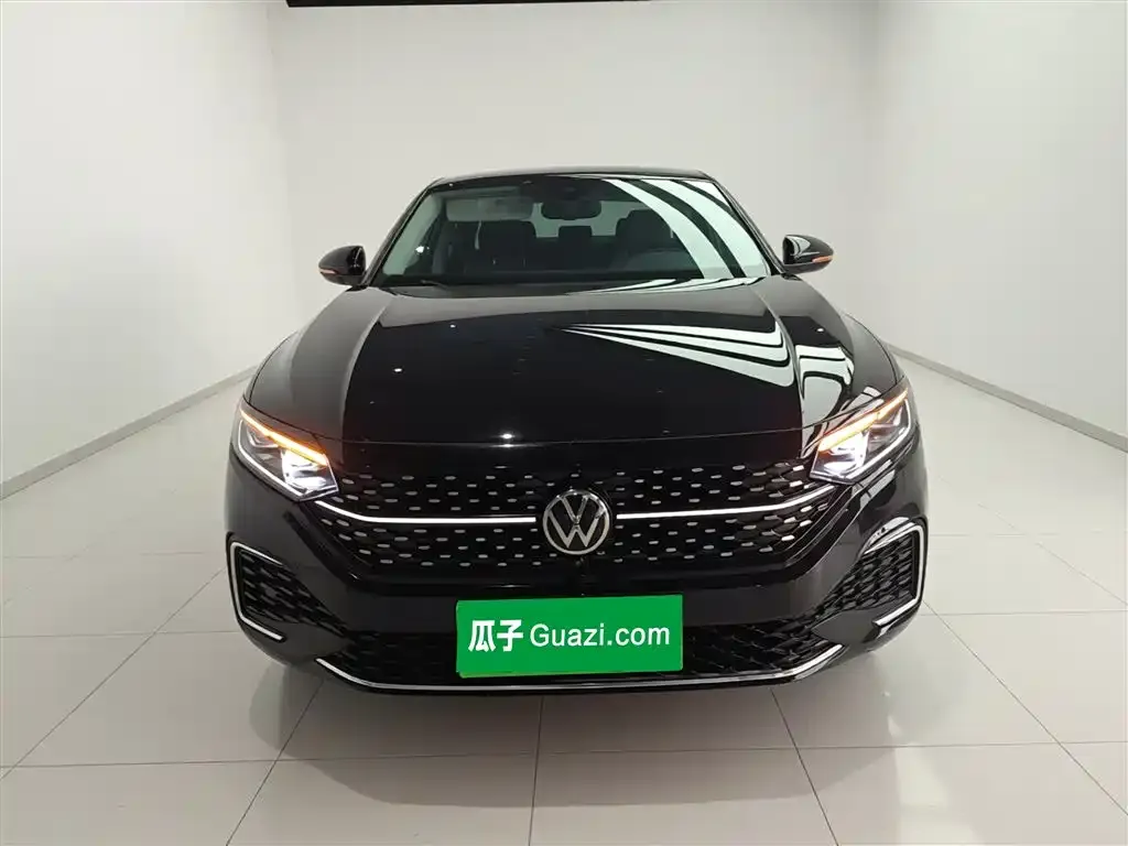 Volkswagen Passat — фото 3