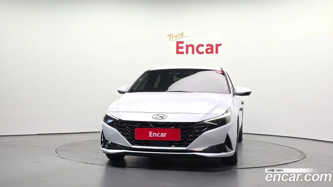 Hyundai AVANTE — фото 3