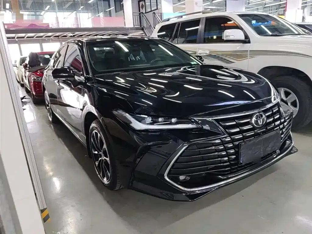 Toyota Avalon — фото 9