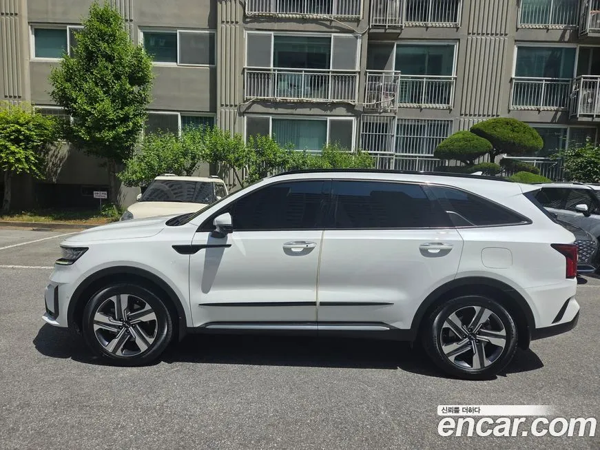 Kia Sorento — фото 10