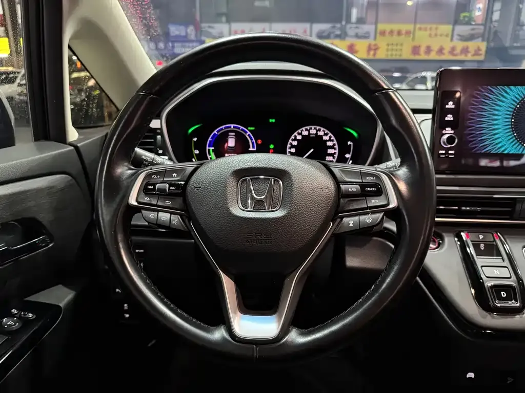 Honda Elysion 2023 из CN, фото 8