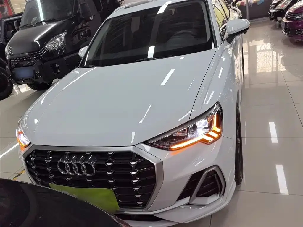 Audi Q3 — фото 3