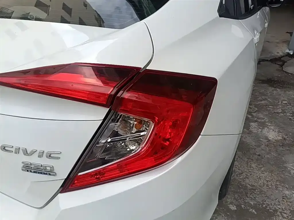 Honda Civic — фото 4