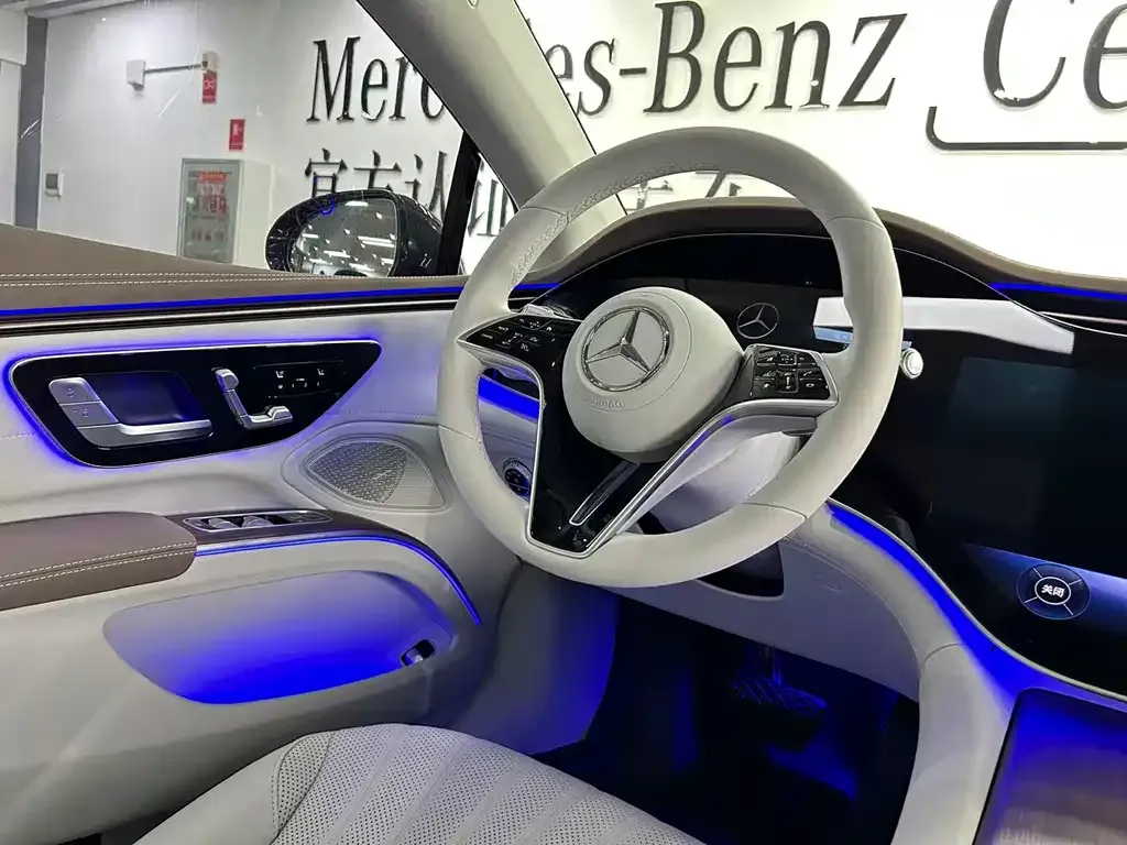 Mercedes-Benz EQS — фото 3