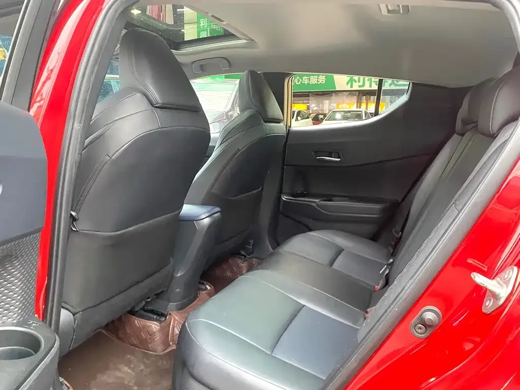 Toyota C-HR 2022 из CN, фото 3