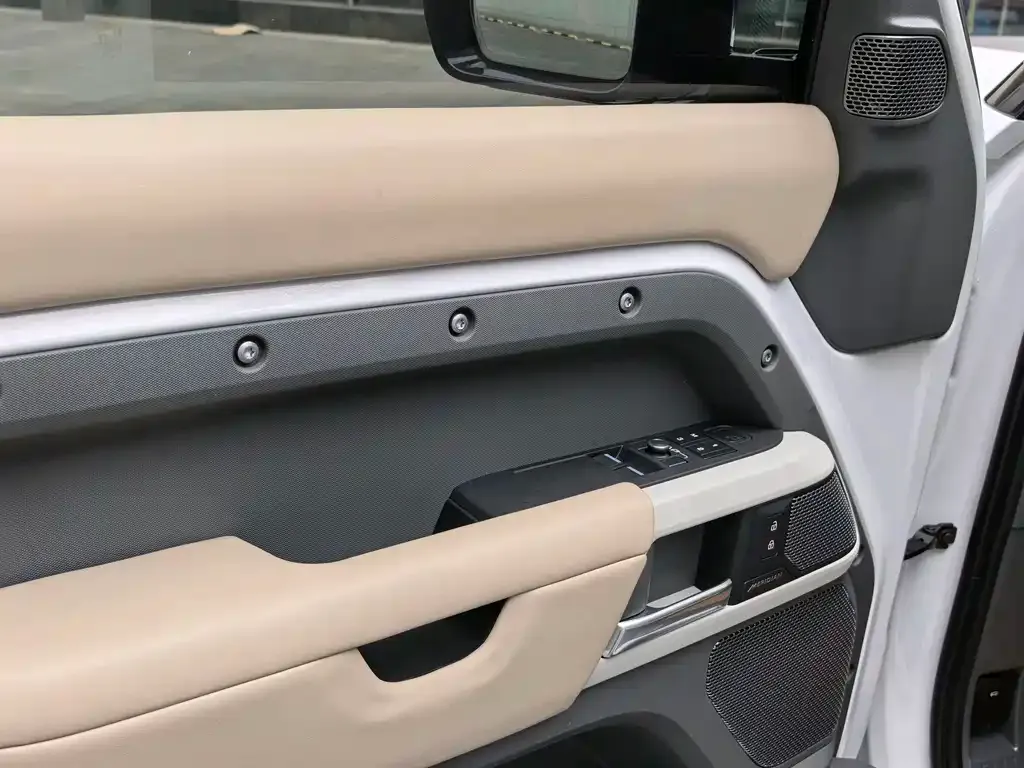 Land Rover Defender 2022 из CN, фото 5