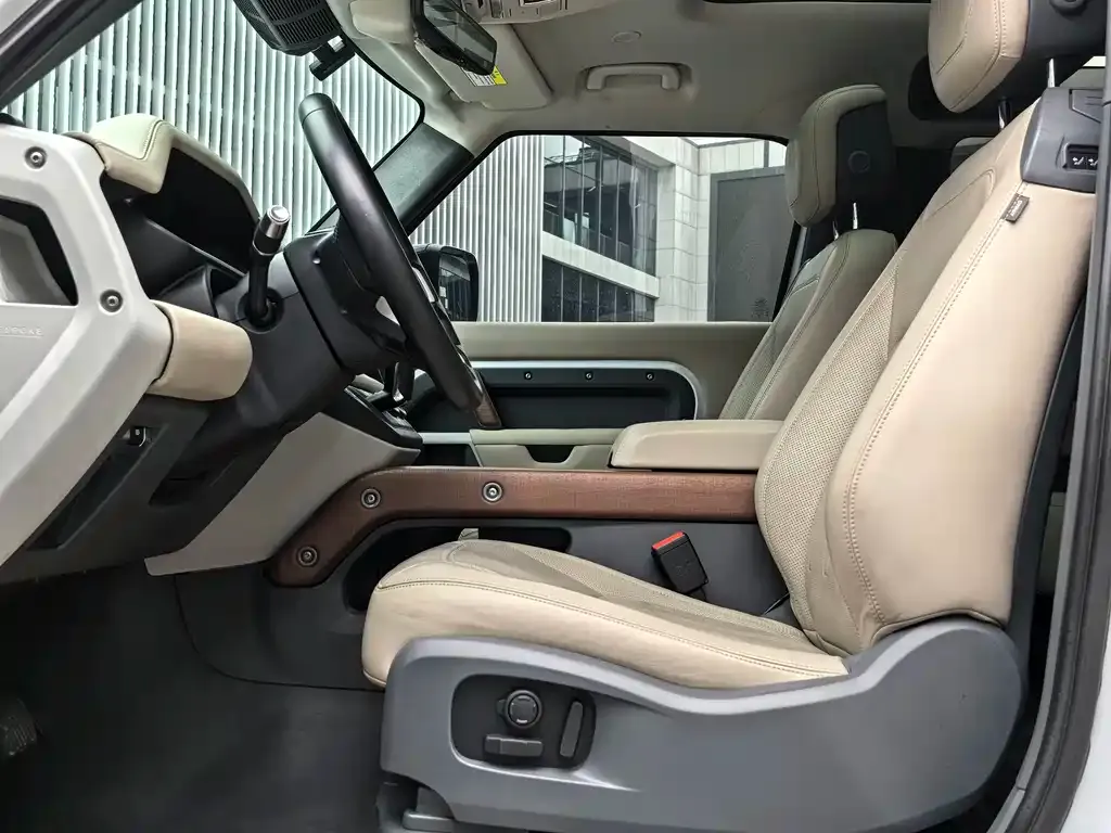 Land Rover Defender 2022 из CN, фото 2