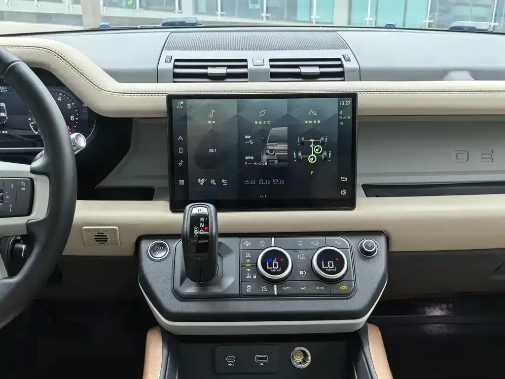 Land Rover Defender 2022 из CN, фото 8