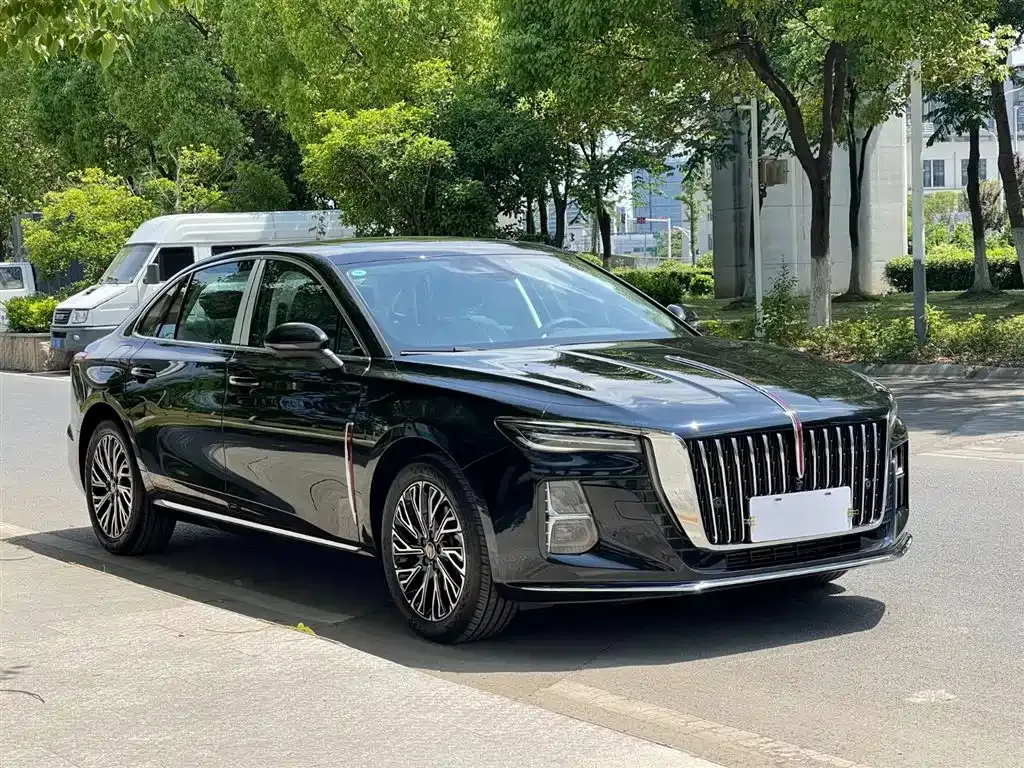 Hongqi H5 — фото 6