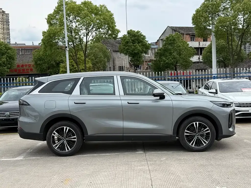 Chery Tiggo 9 — фото 10