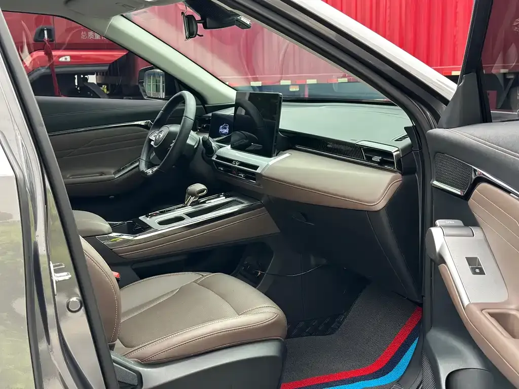 GAC Motor Trumpchi GS4 — фото 3
