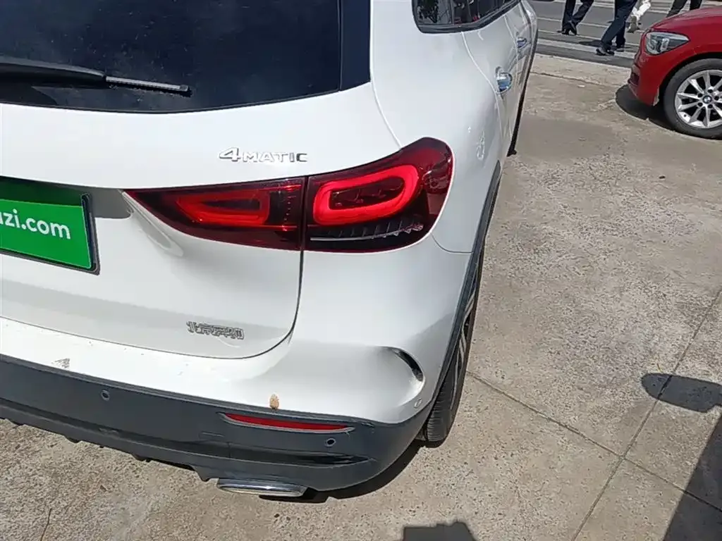 Mercedes-Benz GLA — фото 7