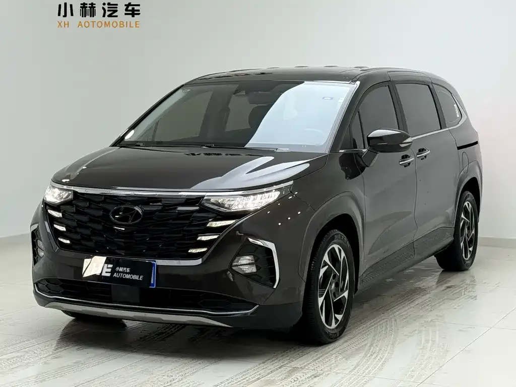 Hyundai Custo — фото 1