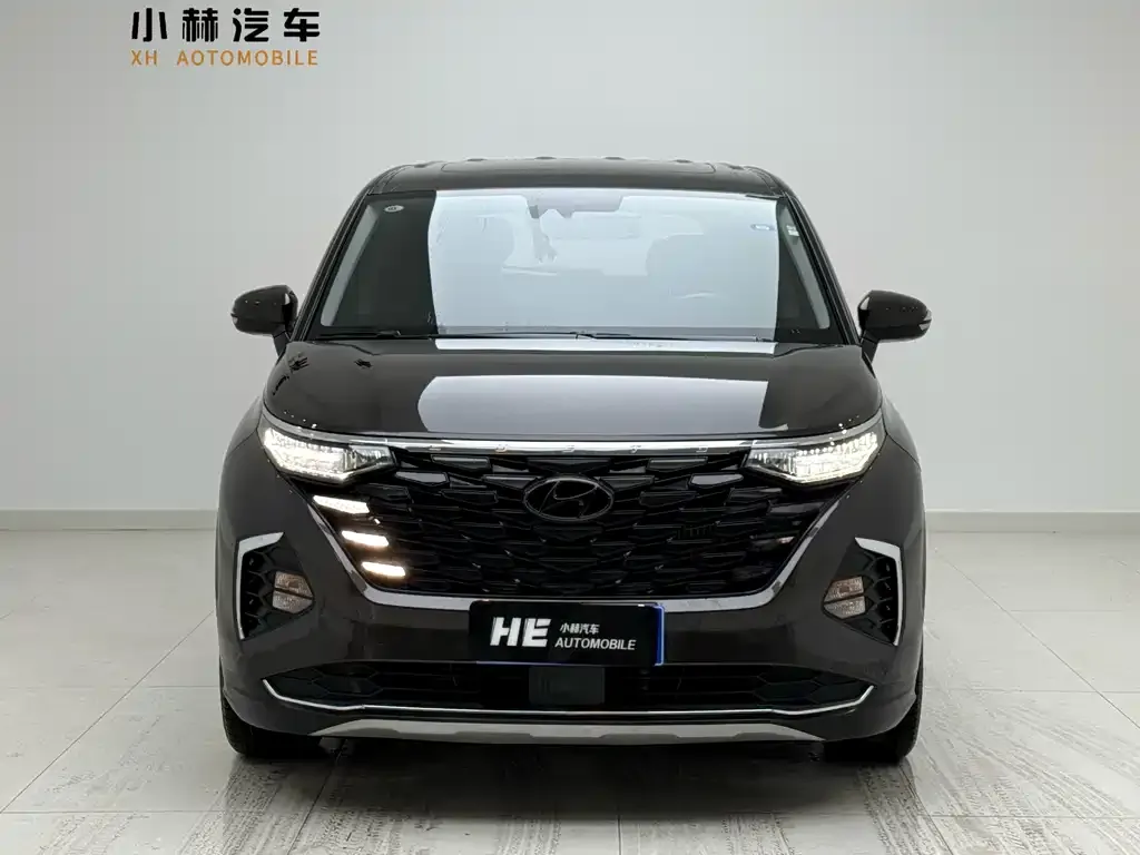Hyundai Custo — фото 3