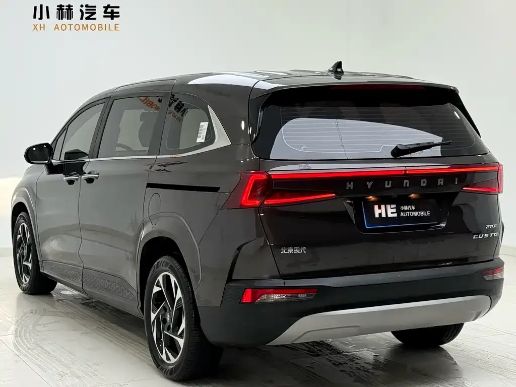 Hyundai Custo — фото 7