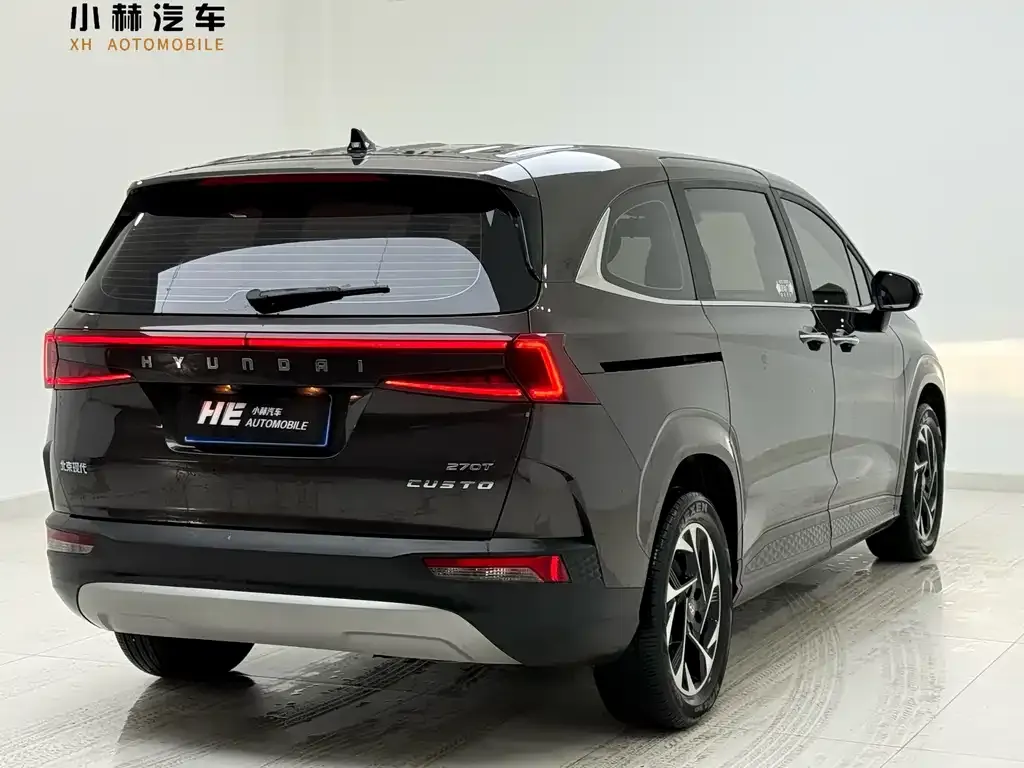 Hyundai Custo — фото 4